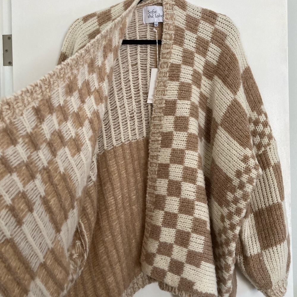 NWT Clad & Cloth Oversized Cardigan